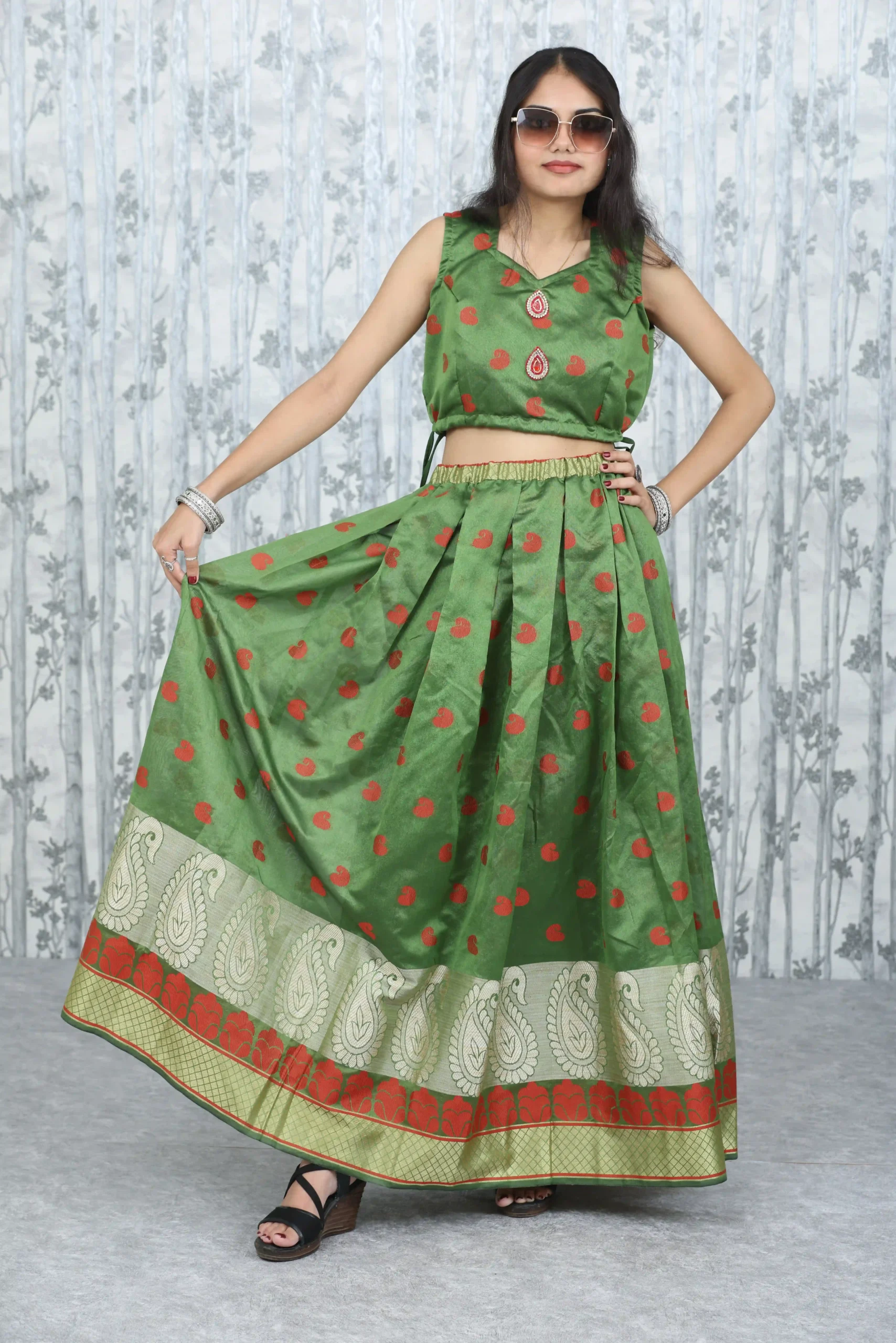 Green Banarasi Brocade Skirt & Crop Top with Red Kalamkari Dupatta – 3 Piece Set