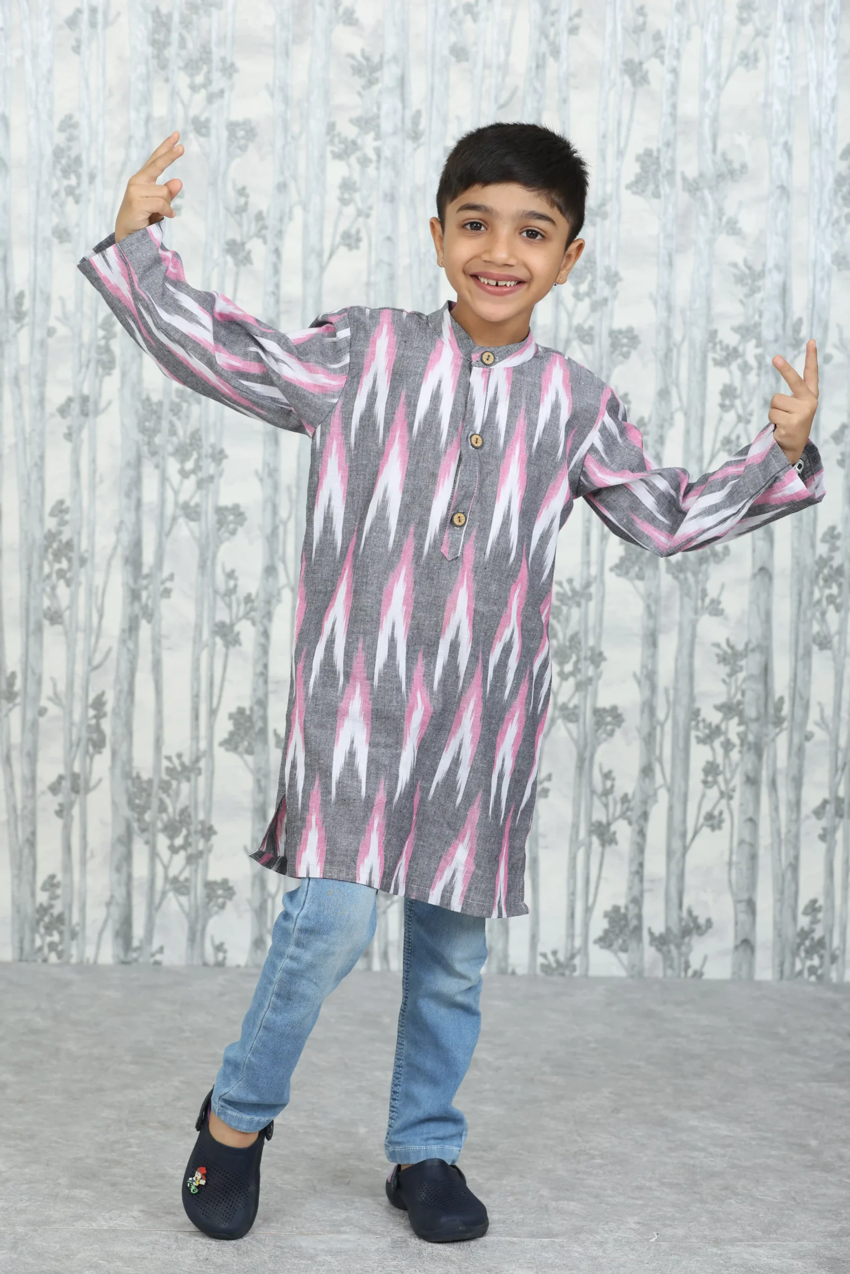 Boys' Ikat Cotton Kurta – Pink & Grey