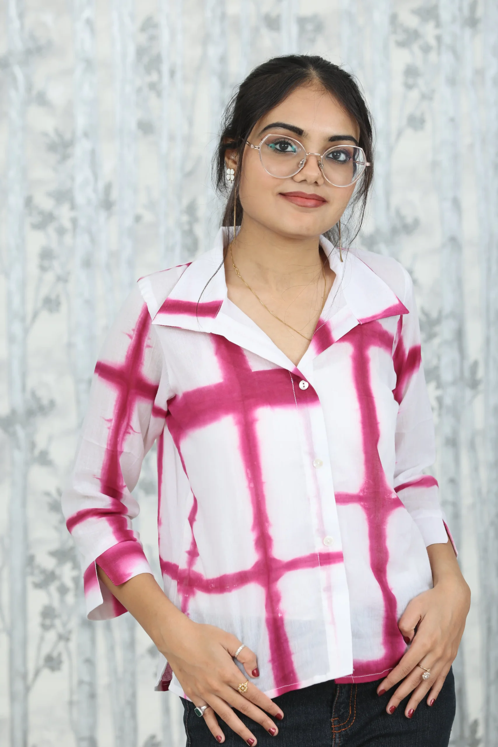 Magenta & White Tie-Dye Crop Shirt with Collar