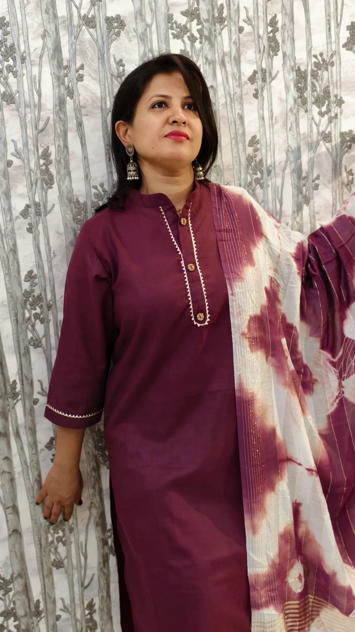 Wine Cotton Kurti Pant Set with Shibori Dupatta – Elegant Everyday Ethnic Wear