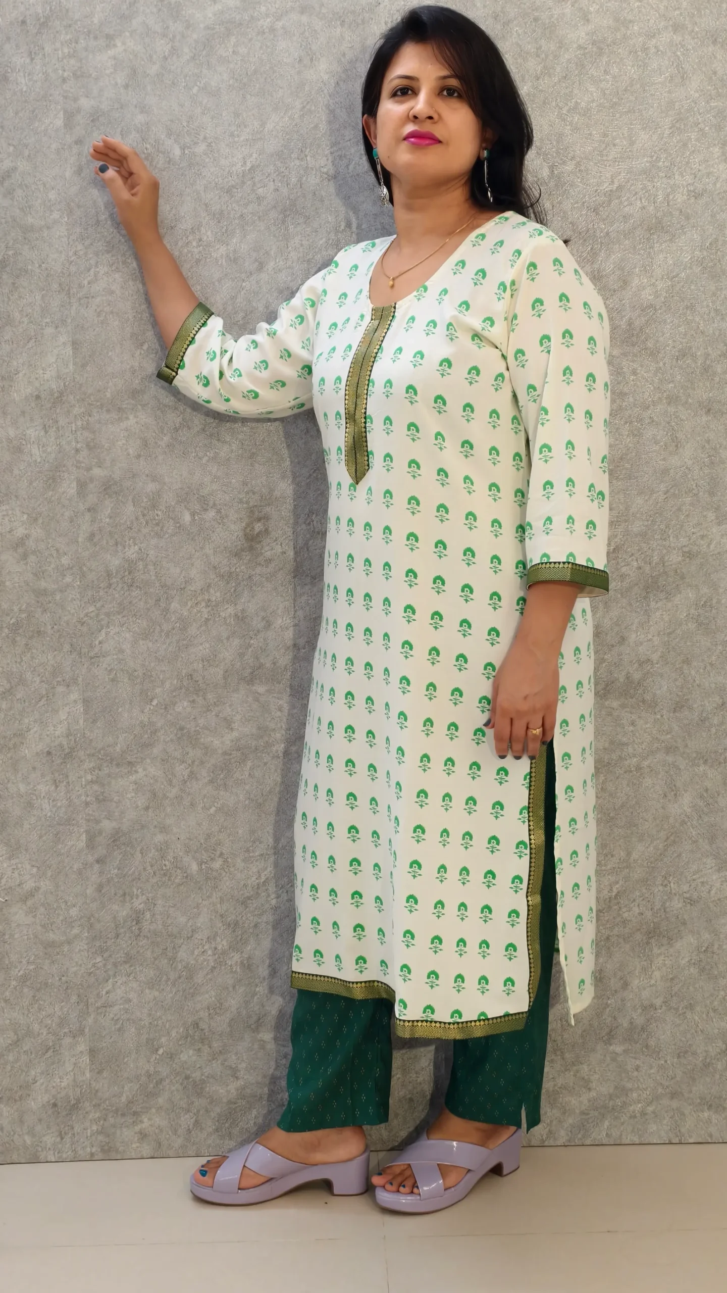Off-White & Green Cotton Rayon Kurti Pant Set – Nine2Five Plus
