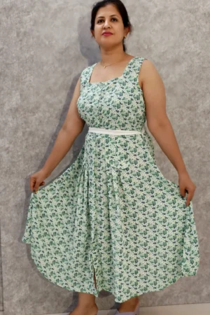 Green Floral Polymoss Midi Dress – Nine2Five Plus