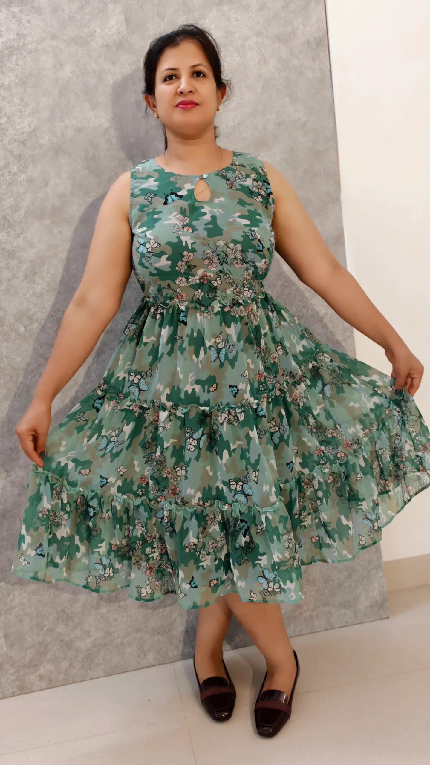 Green Butterfly Tiered Chiffon Dress – Nine2Five Plus