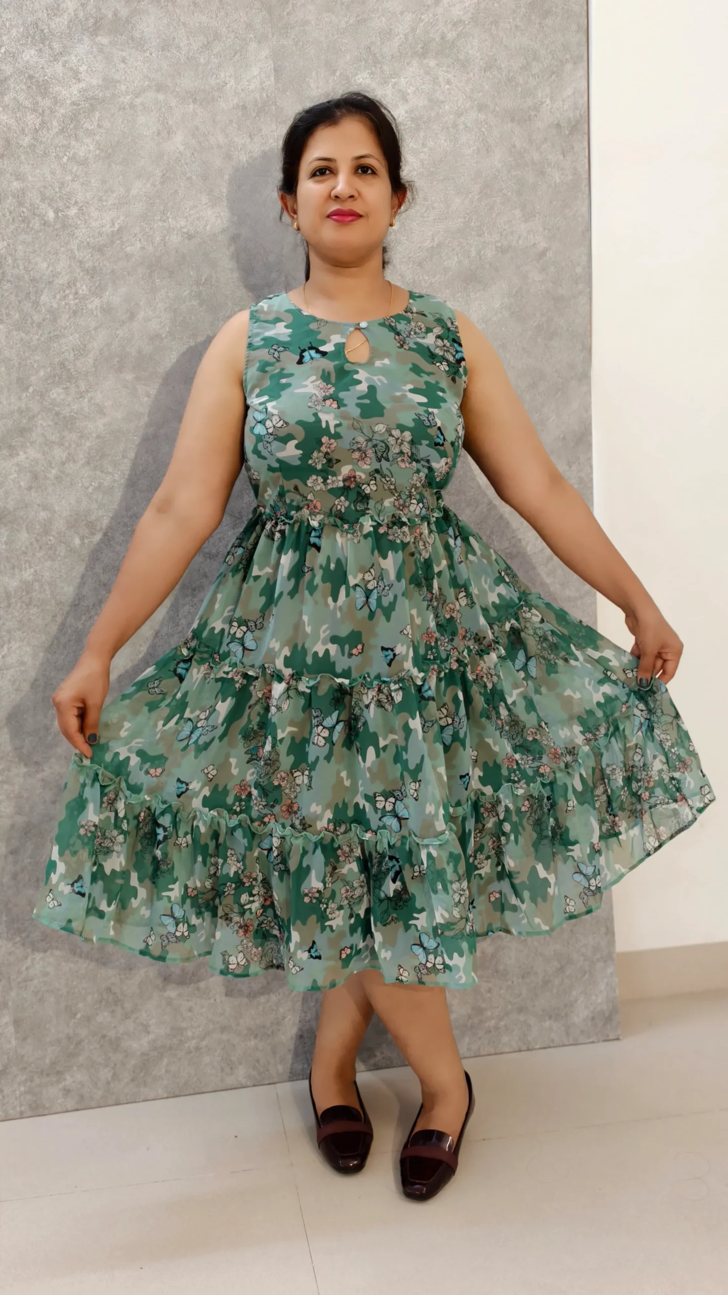 Green Butterfly Tiered Chiffon Dress – Nine2Five Plus