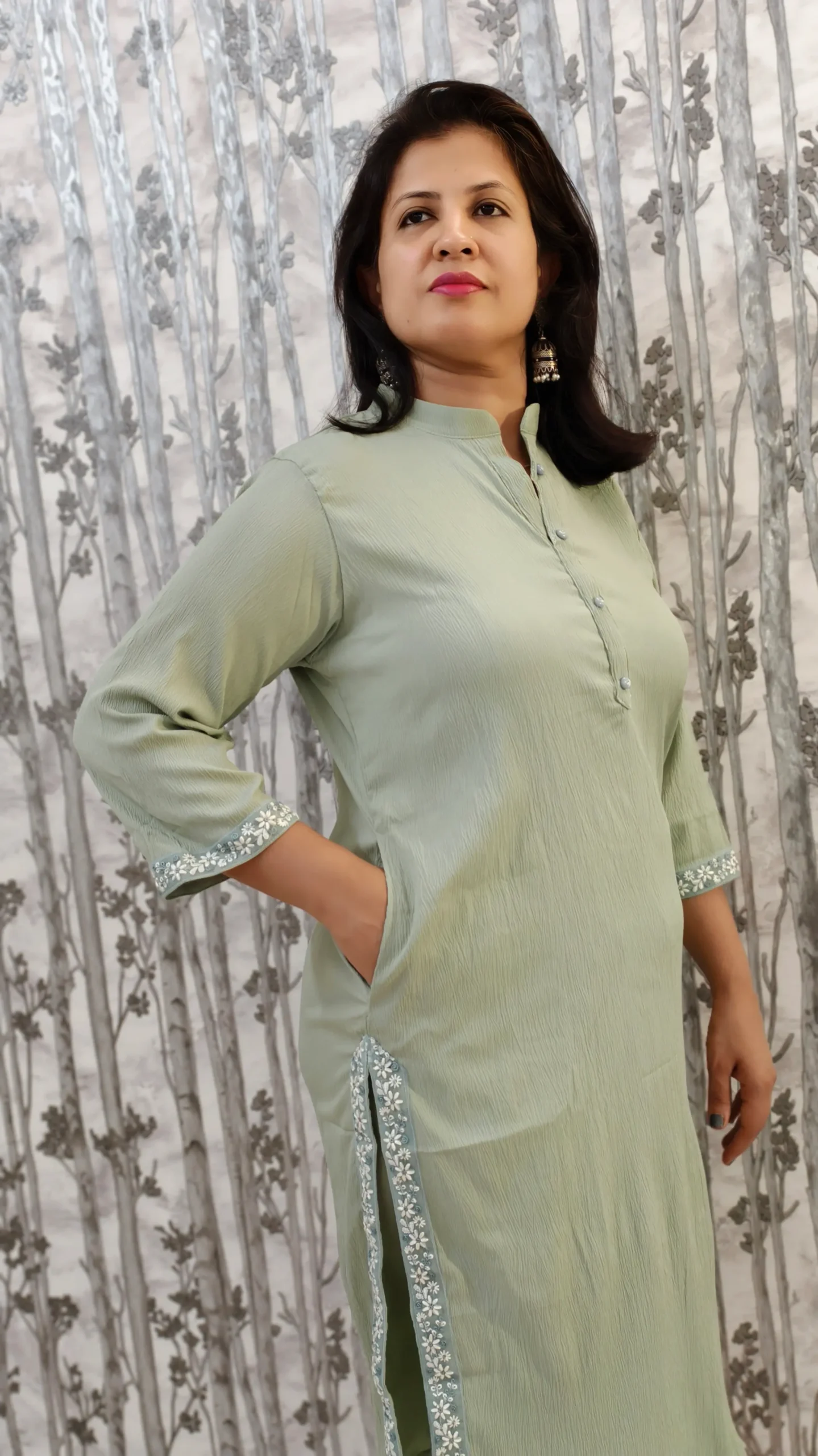 Light Green Delta Kurti Pant Co-ord Set with Embroidered Hemline
