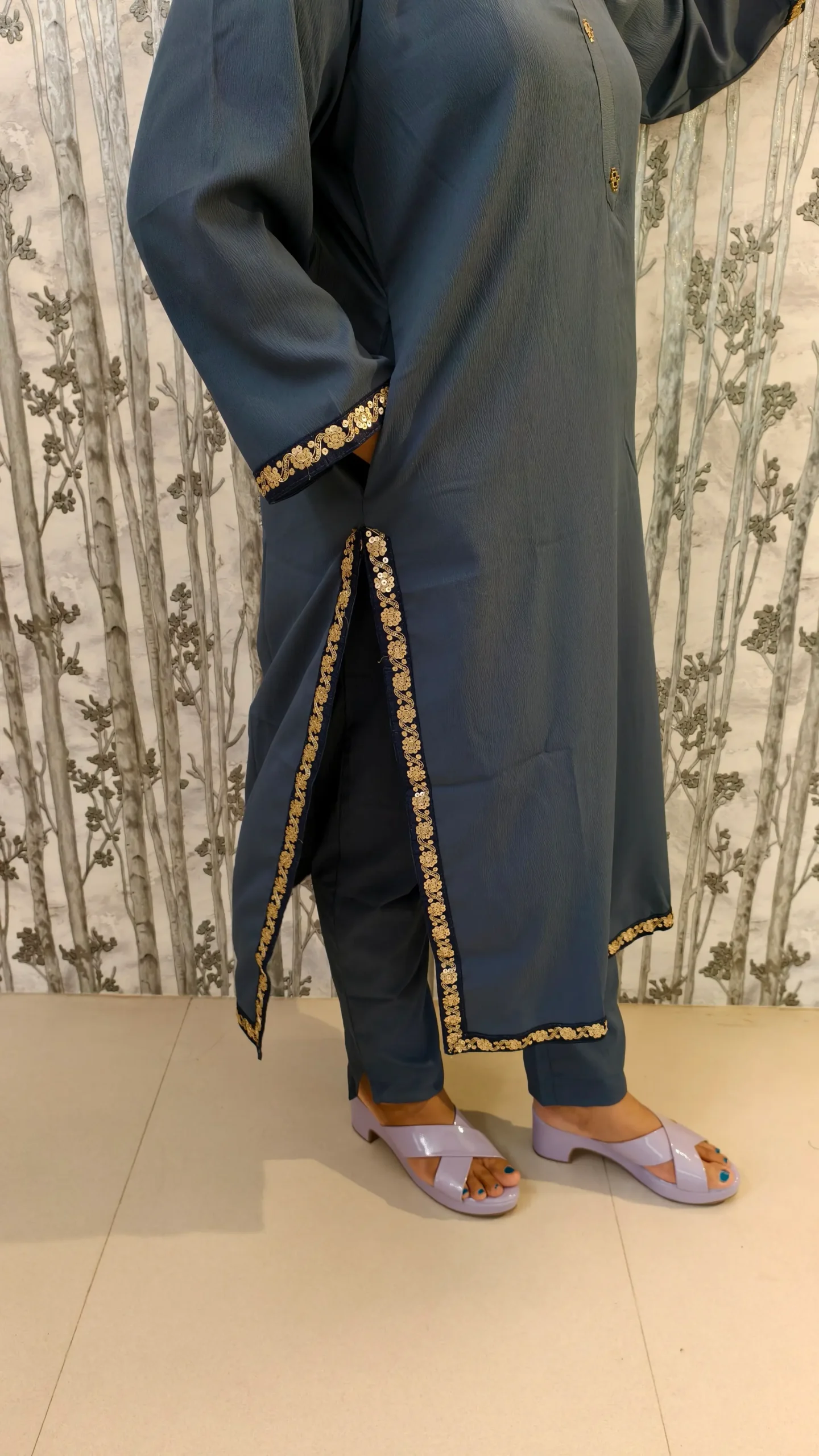 Grey Delta Kurti Pant Set with Lace Hemlines & Pocket