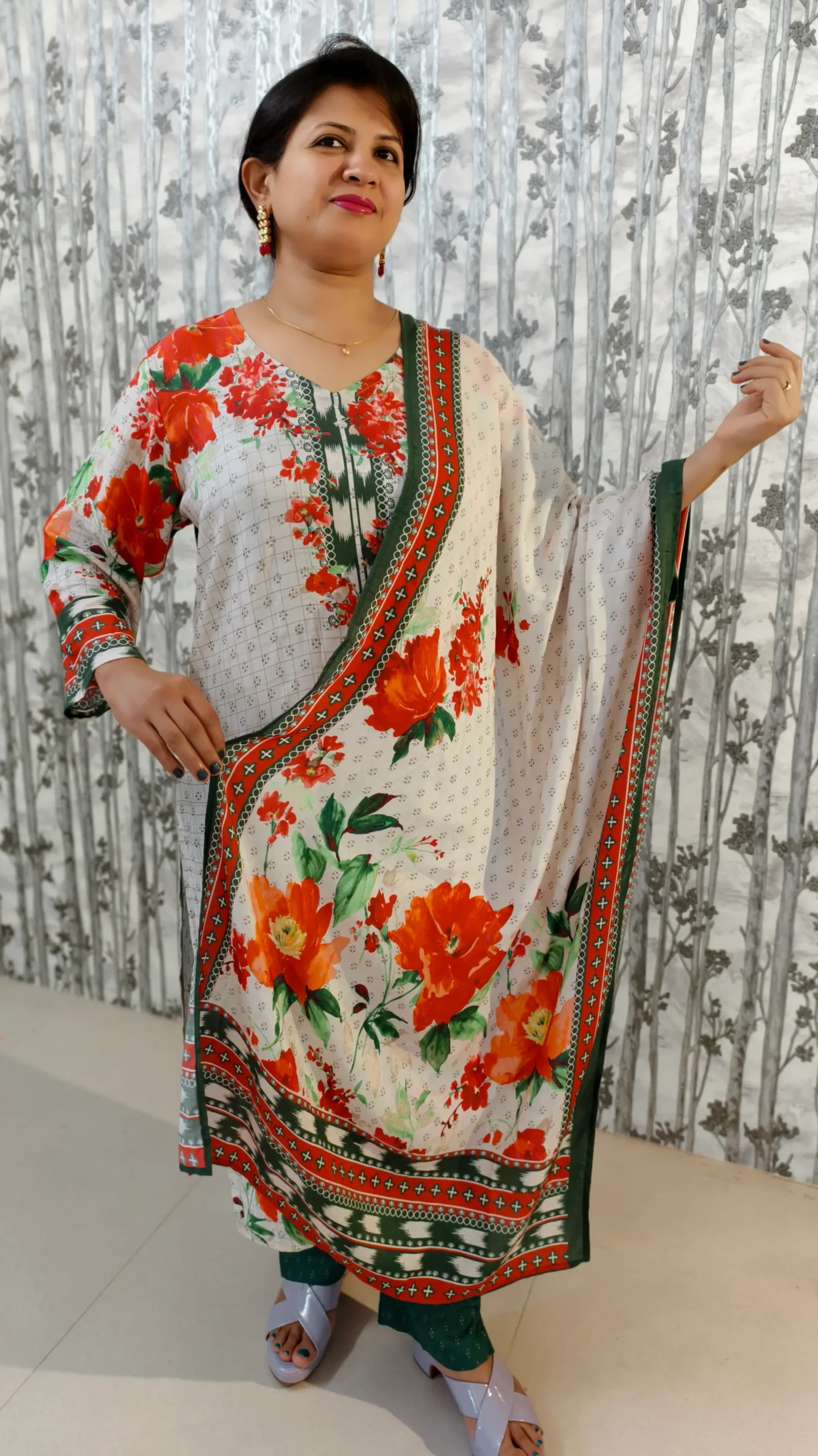 Floral Placement Print Kurta Pant Dupatta Set – Soft Cotton Blend (3-Piece)