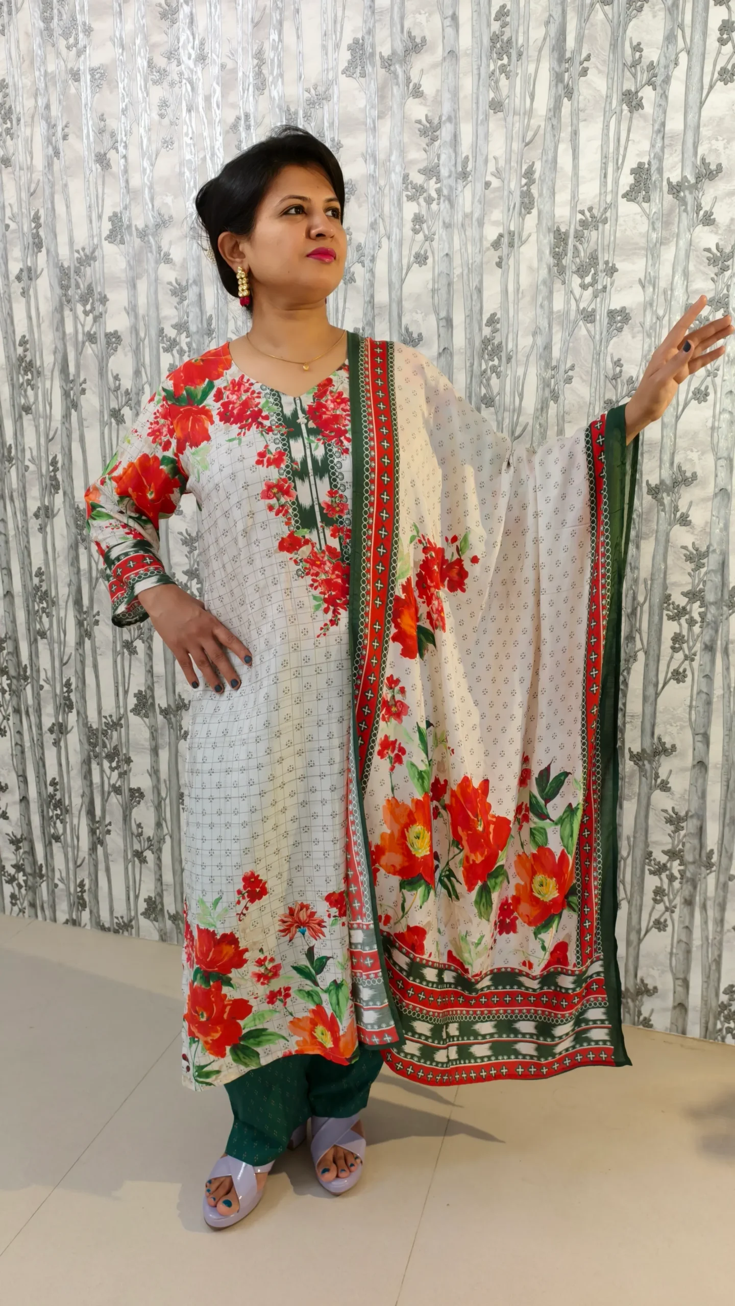 Floral Placement Print Kurta Pant Dupatta Set – Soft Cotton Blend (3-Piece)
