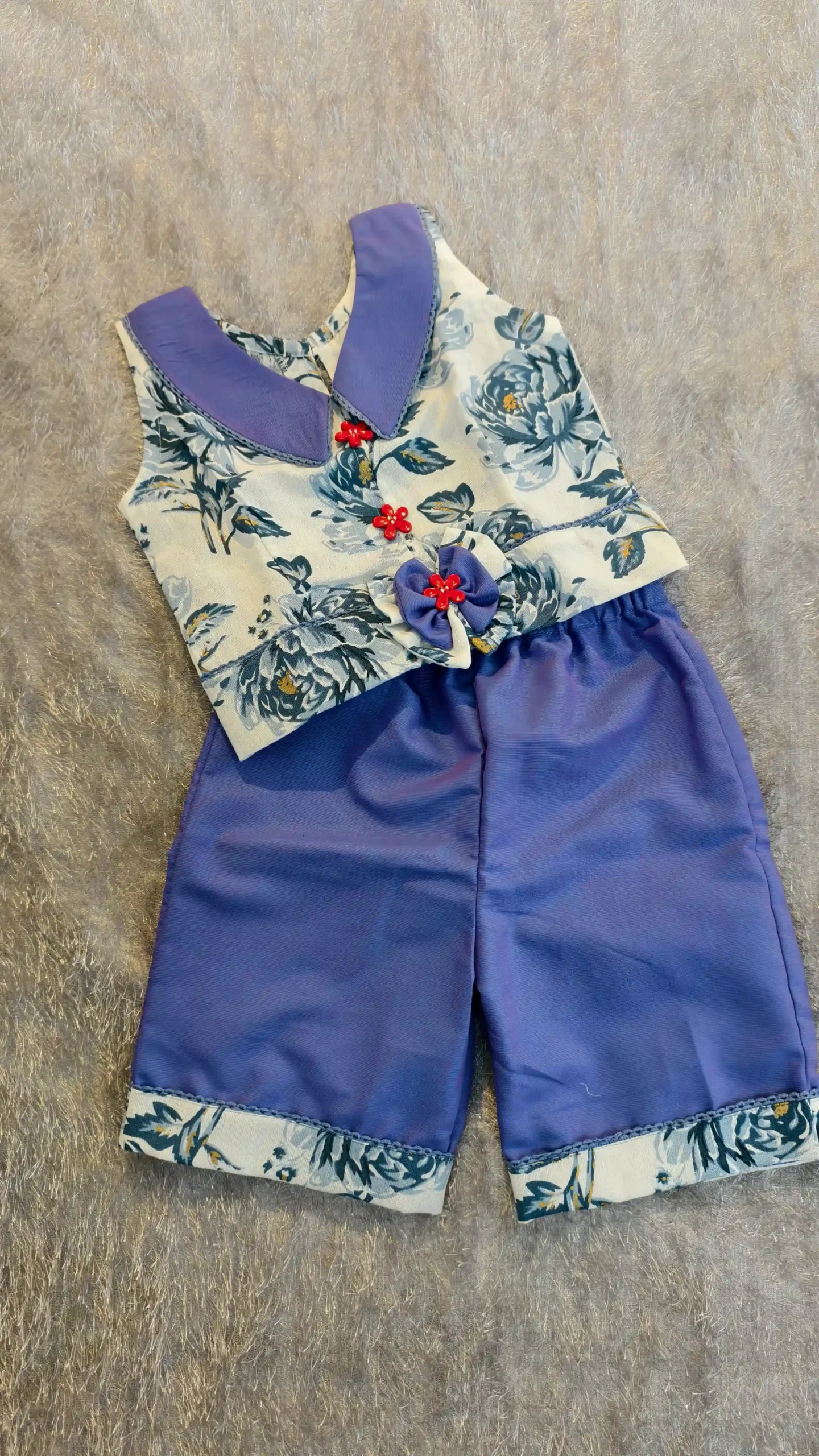 Cotton 2-Piece Set for Girls (2–3 Years) – Soft & Playful Everyday Wear