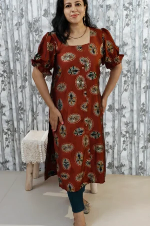 Maroon Rayon Kurti with Puff Sleeves & Ethnic Motifs – Elegant Everyday Wear