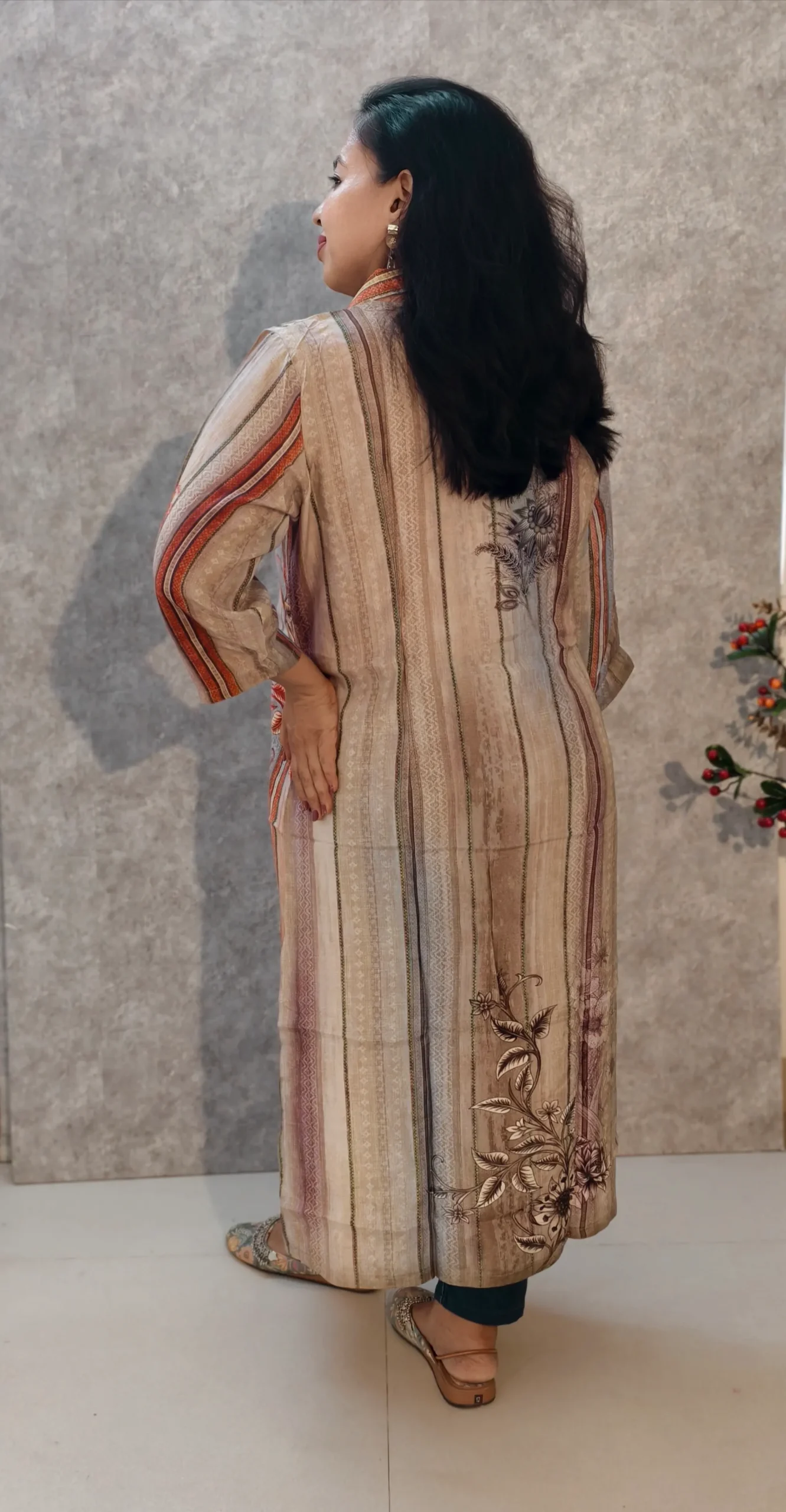 nine2five premium cotton wing collar kurti