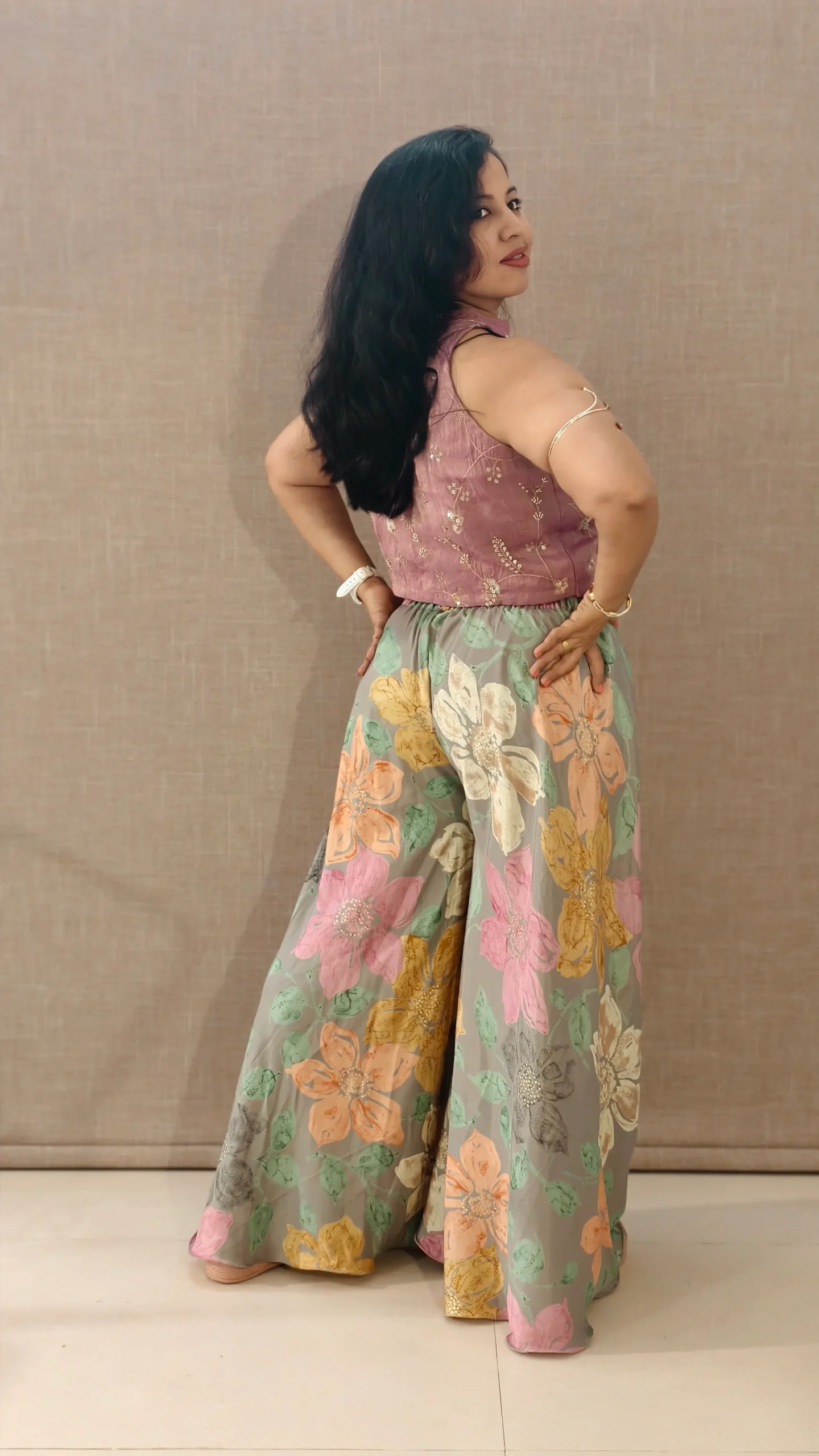 Nine2Five Dusky Pink Embroidered Crepe Crop Top with Platinum Grey Musk Melon Silk Skirt Palazzo Set (Lined) – Premium Floral Co-ord