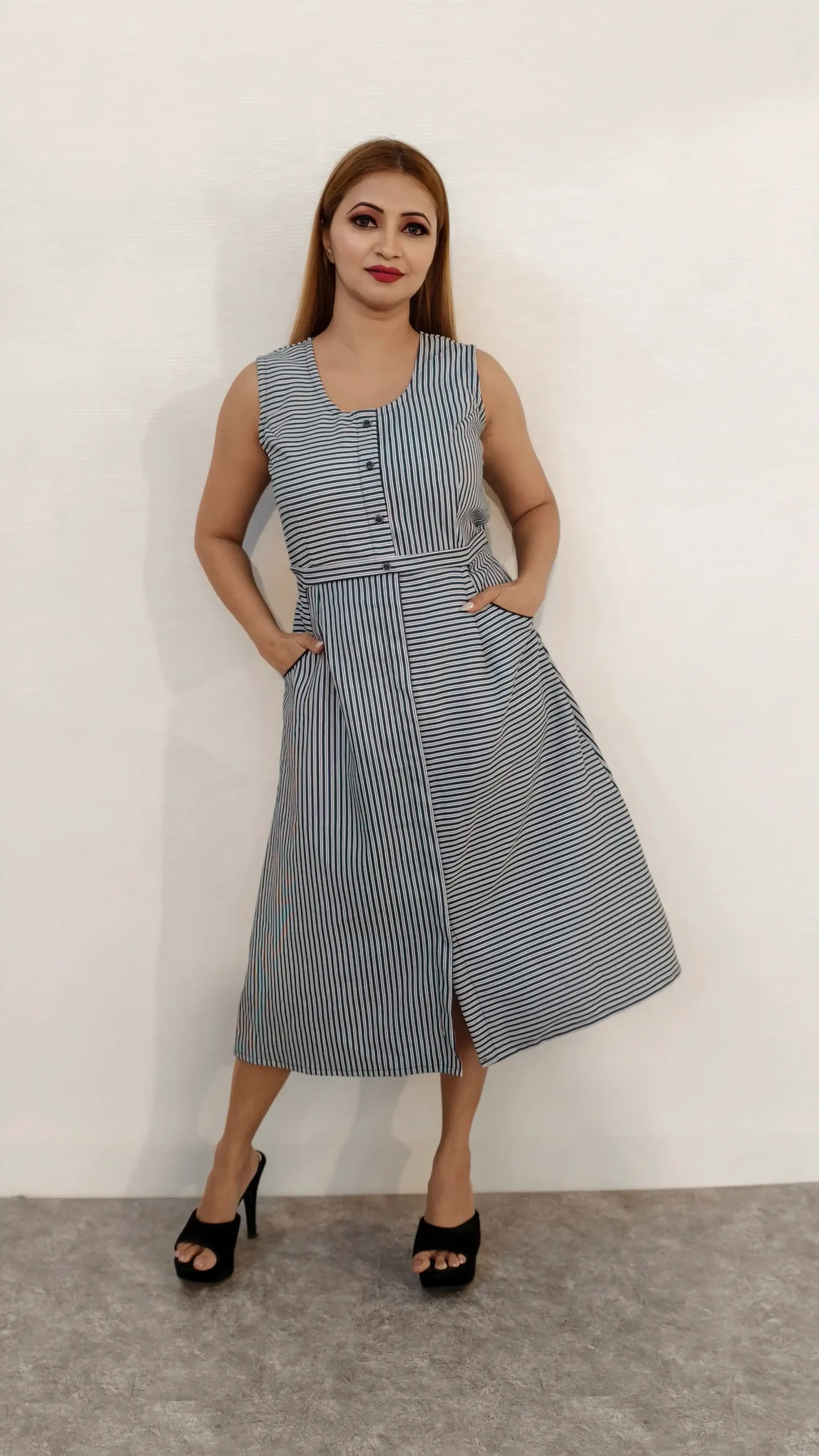 Nine2Five Blue & White Striped Denim Midi Dress – Sleeveless with Pockets