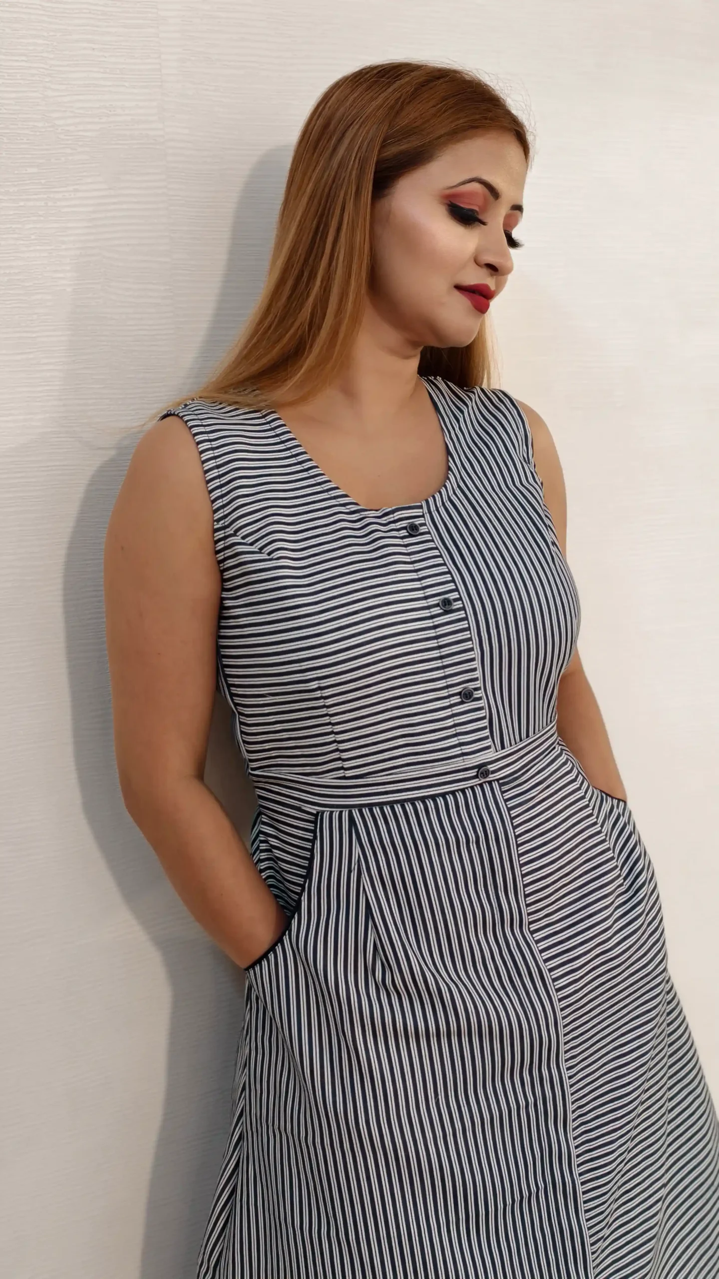 Nine2Five Blue & White Striped Denim Midi Dress – Sleeveless with Pockets