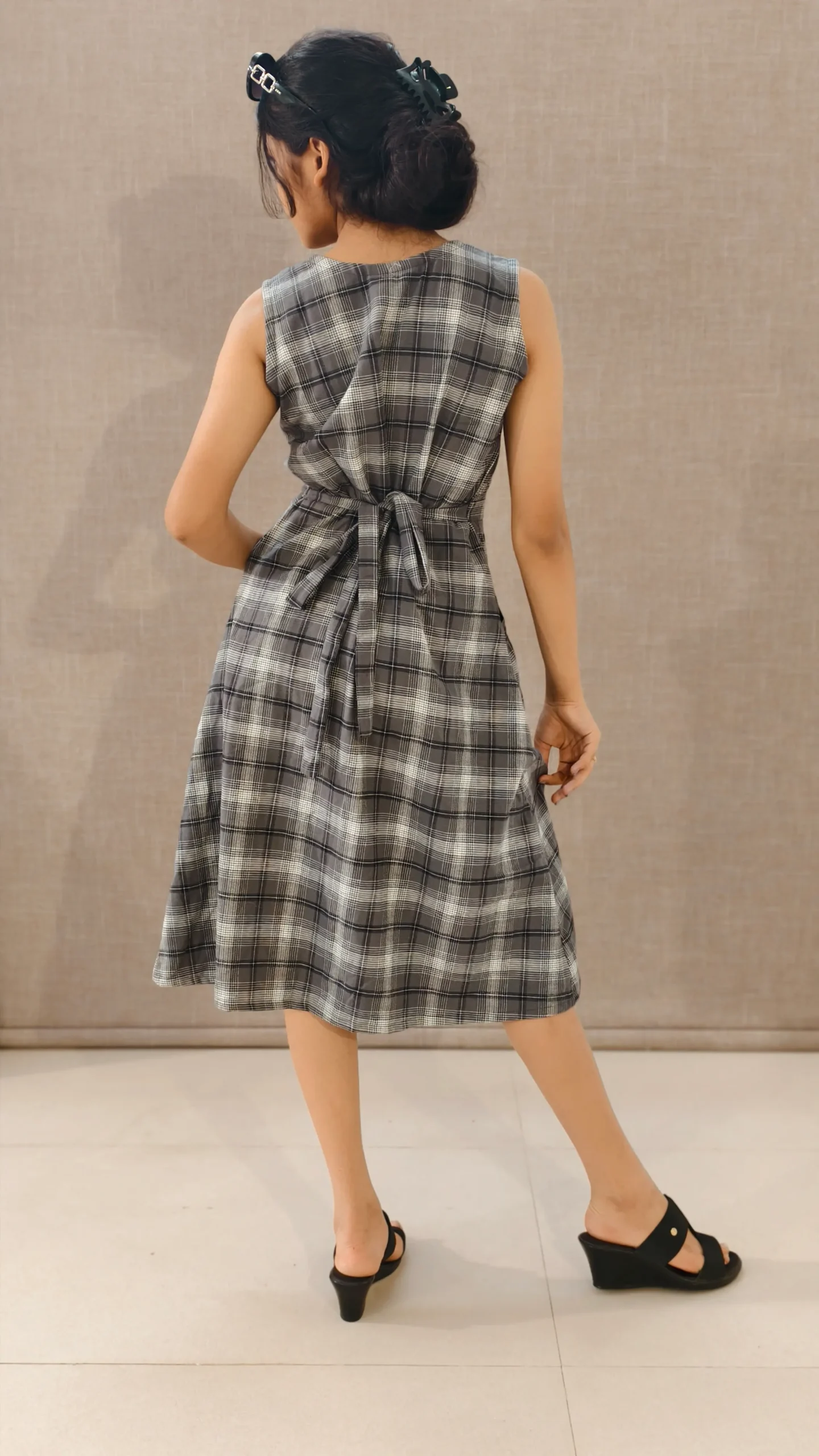 Nine2Five Black & White Checks Cotton Dress – A-Line Flare with Pockets